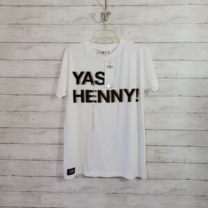 Queer Eye Unisex Yas Henny‎ Tshirt Size Small NWT